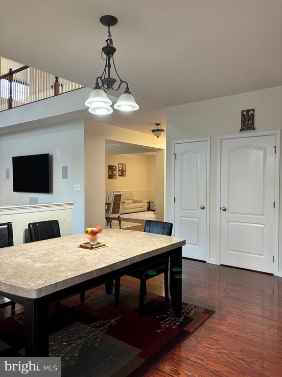 Building Photo - 43376 Barnstead Dr