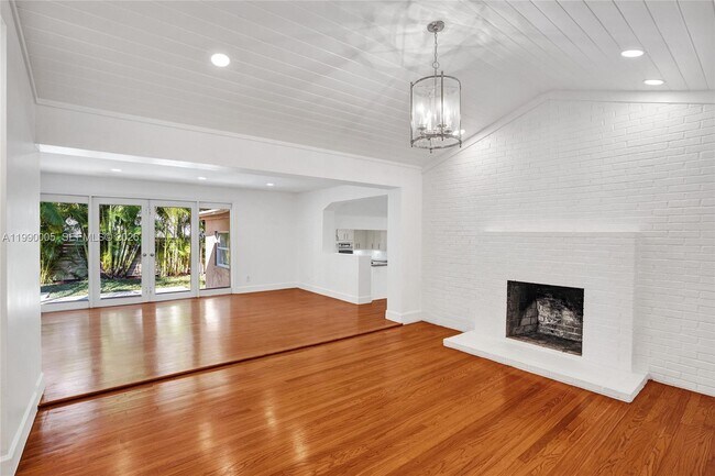 Building Photo - 20 NW 101st St