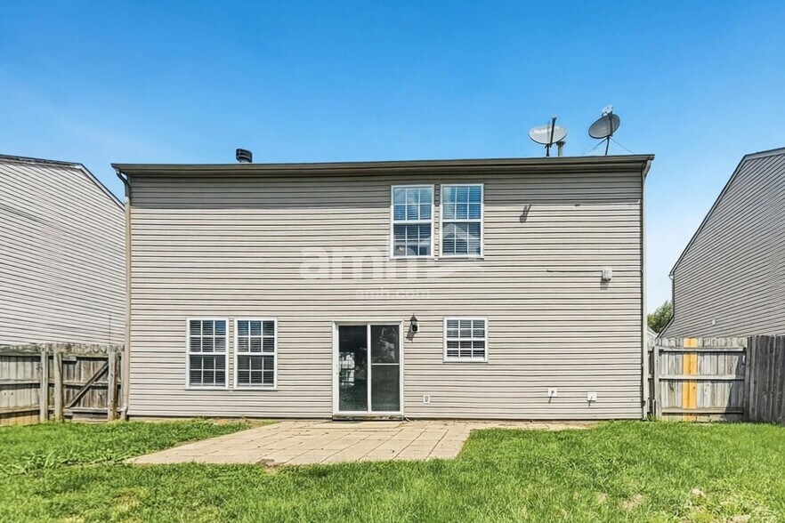 Building Photo - 10981 Clear Spring Dr
