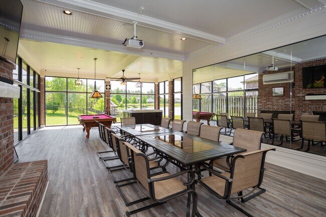Building Photo - Fully Furnished, All-Inclusive Lakefront L...
