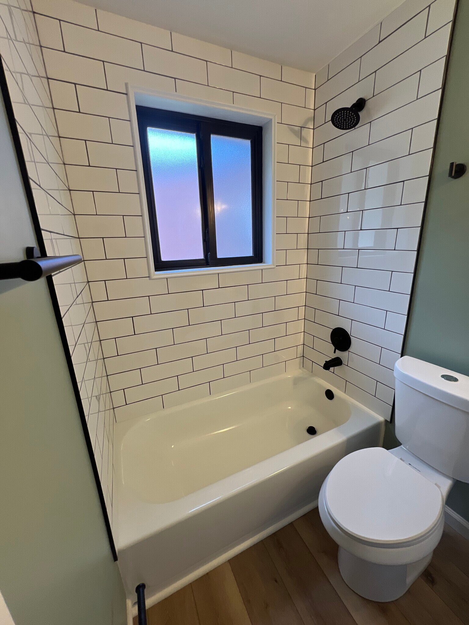 Hall Bathroom - 3014 Maywood Ave