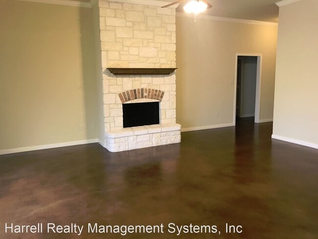 Building Photo - 3 br, 2 bath House - 602 Monticello Circle