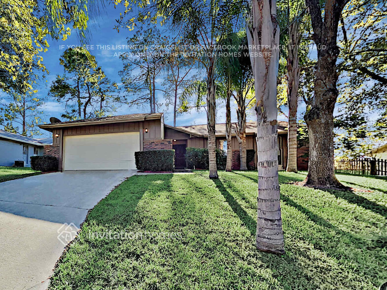 Primary Photo - 113 Holderness Dr