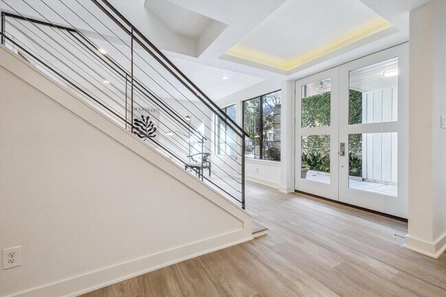 Building Photo - 40 River Hollow Ln