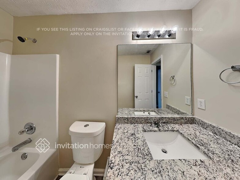 Building Photo - 405 Anita Dr