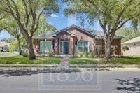 Building Photo - 1204 Thackeray Ln