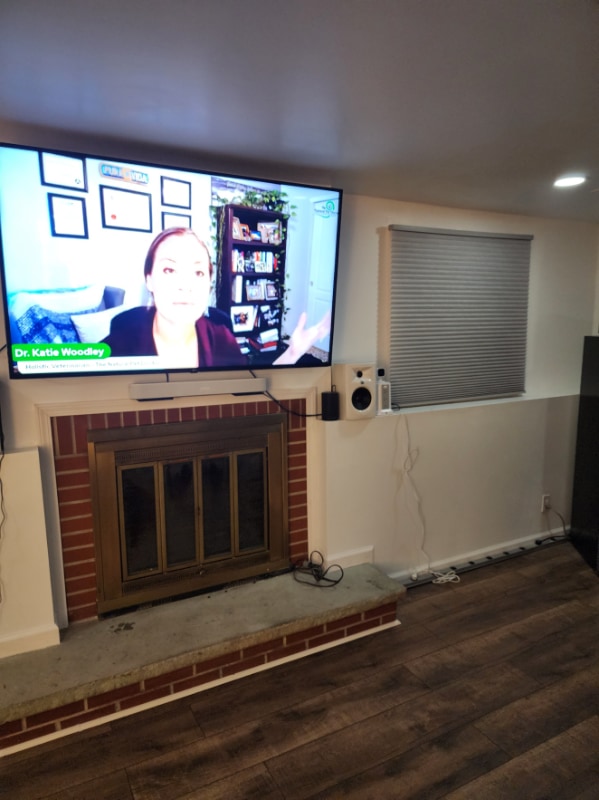 Building Photo - 262 Jamestown Terrace