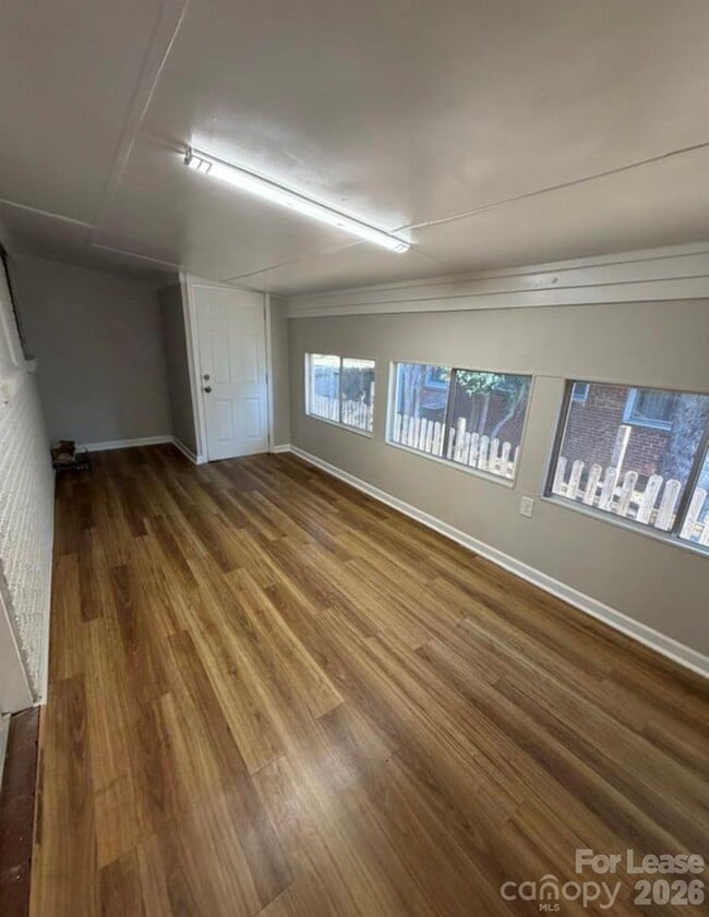 Building Photo - 4201 University Dr