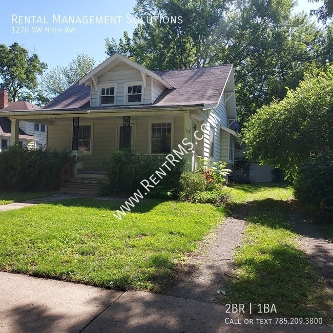 Building Photo - 1270 SW High Ave