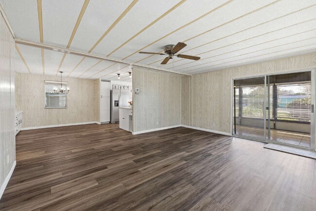 Building Photo - WEST WINDS ESTATES 55+ COMMUNITY