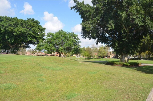 Building Photo - 8851 N New River Canal Rd