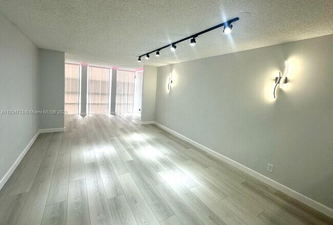 Building Photo - 701 Three Islands Boulevard