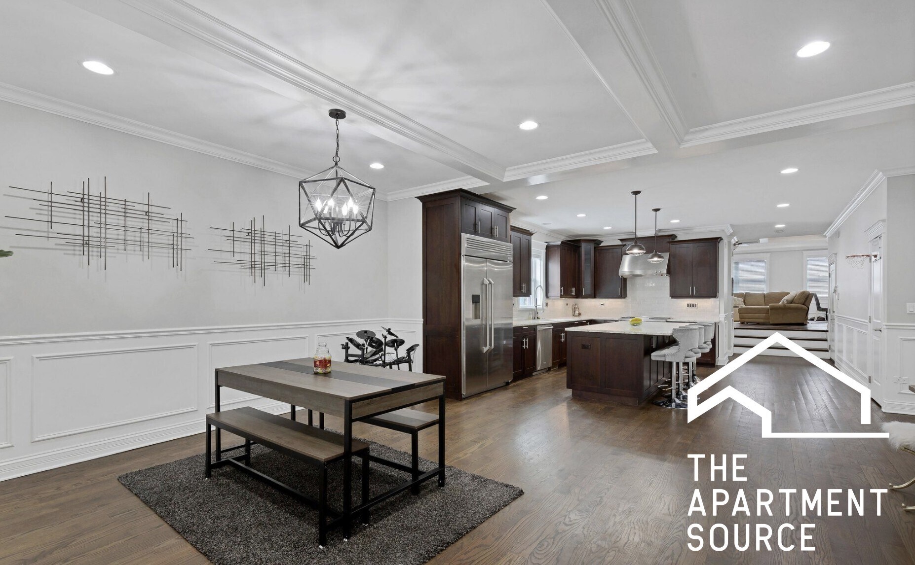 Building Photo - 1324 W Grand Ave