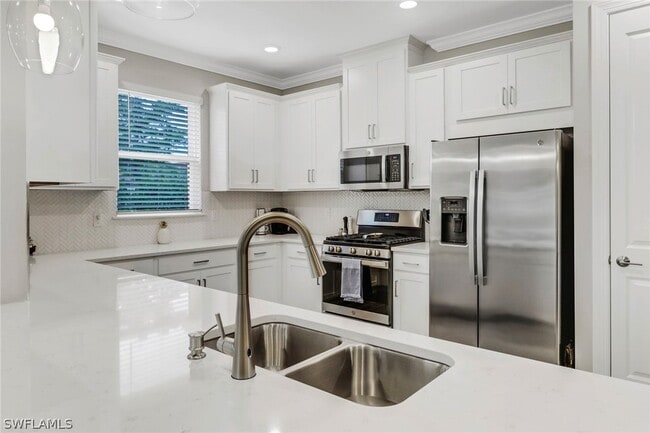 Building Photo - 15210 Sacile St