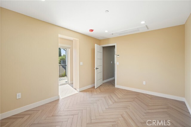 Building Photo - 5428 Calhoun Ave