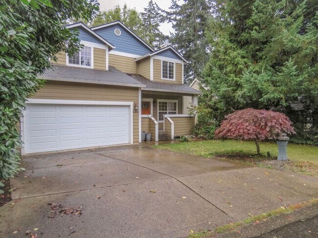 Building Photo - 4 Bedroom Home located in Summer Woods -La...