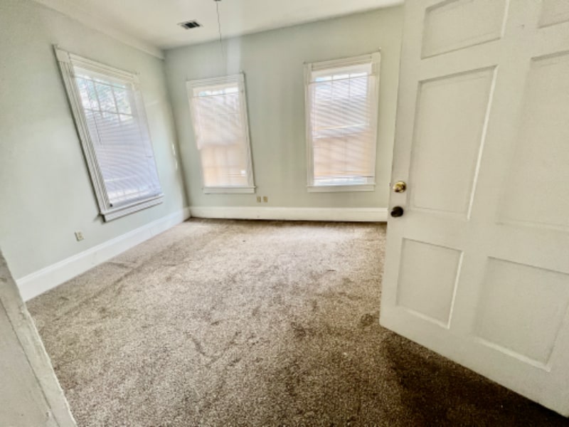 Building Photo - 316 W Duffy St