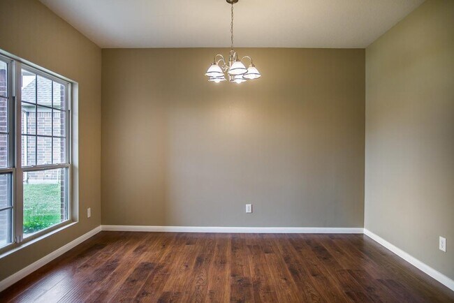 Building Photo - 22626 Spring Crossing Dr