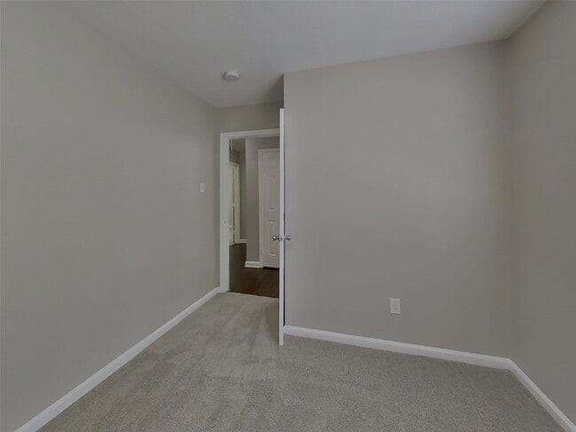 Building Photo - 5234 Jorns St