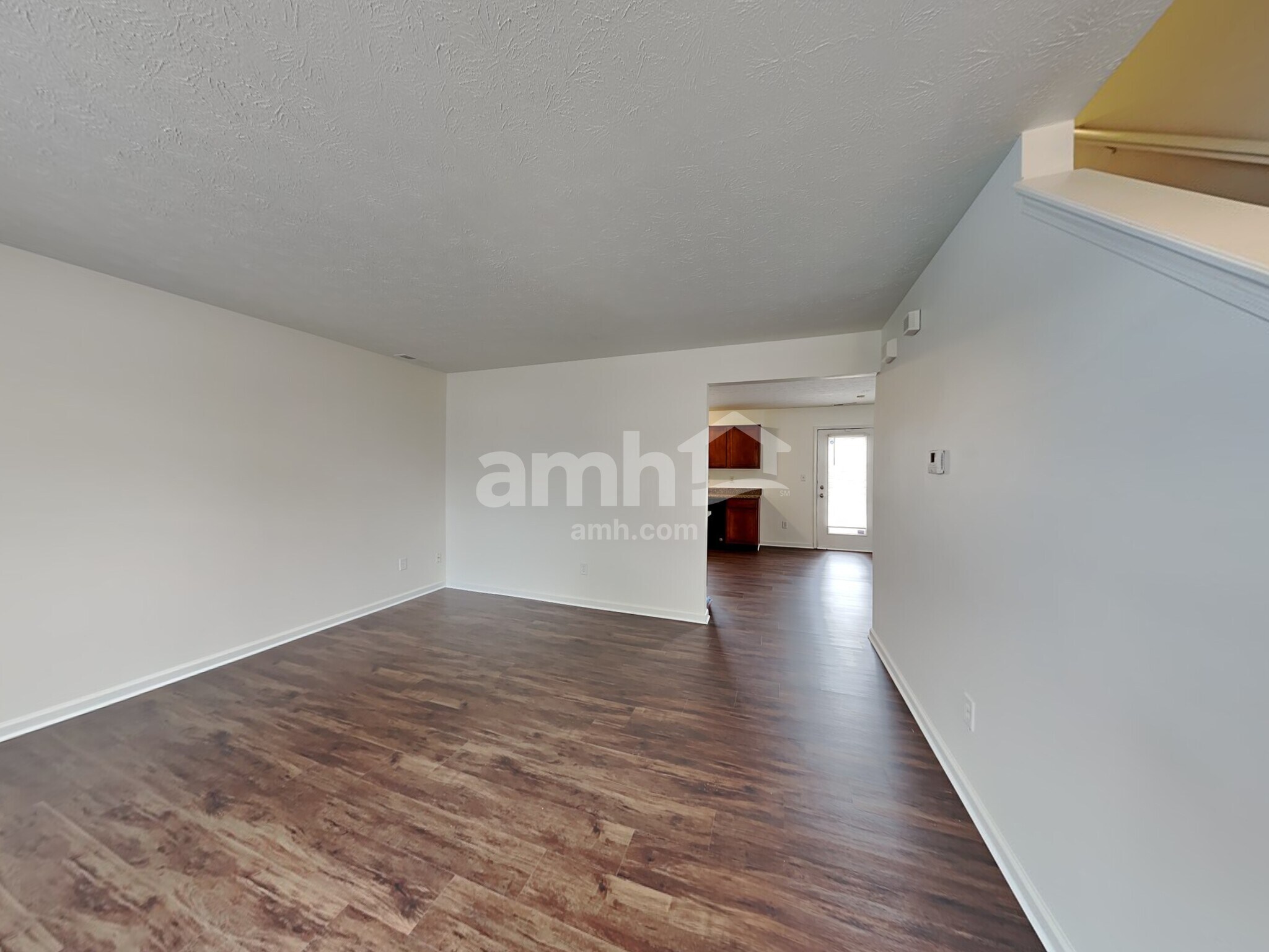Building Photo - 6154 N Woodhaven Dr