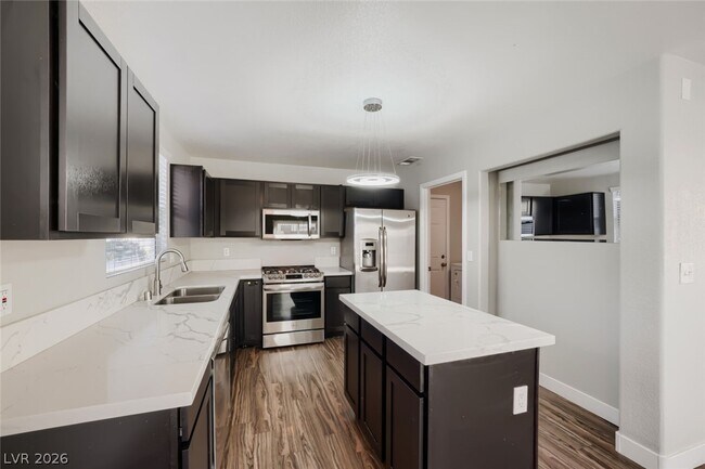 Building Photo - 8215 Mt Brodie Cir