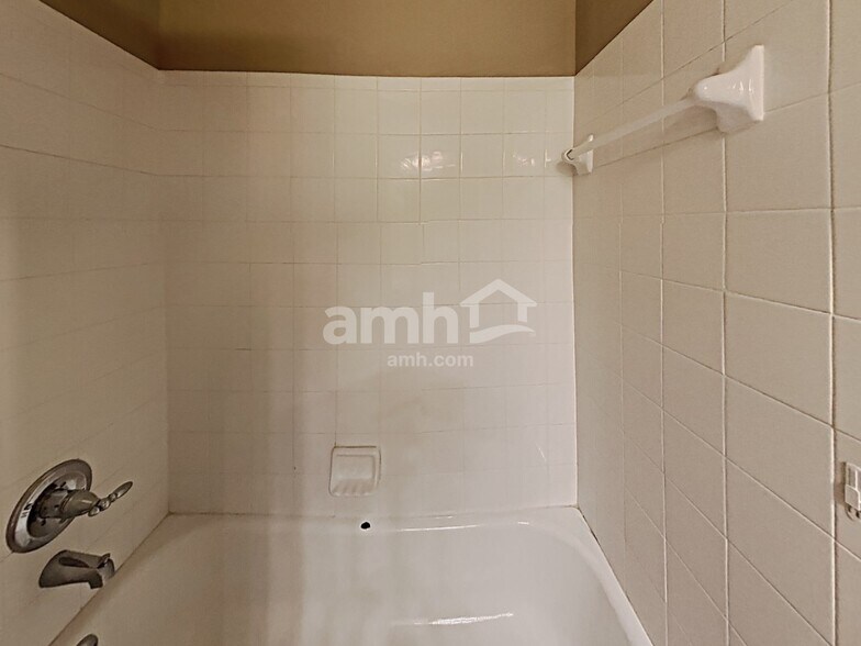 Building Photo - 4866 Trilogy Park Trail NE