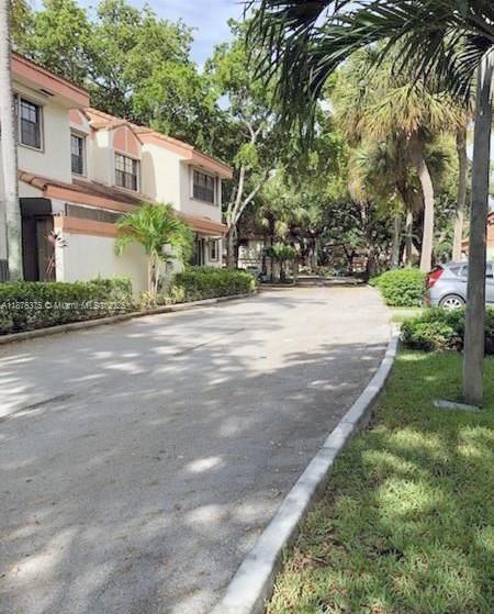 Building Photo - 3483 Emerald Oaks Dr