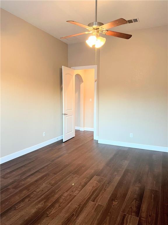 Building Photo - 1008 Cole Cove