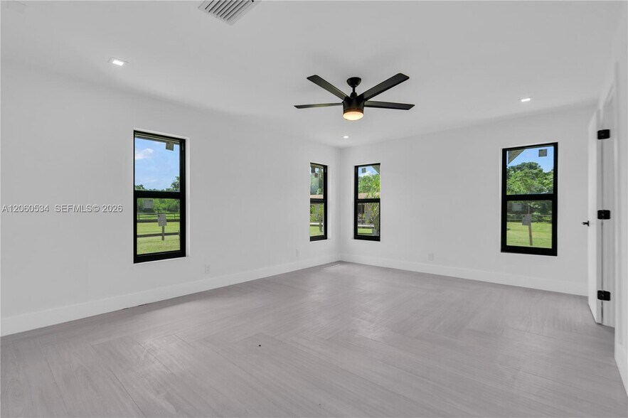Building Photo - 17680 SW 54th St