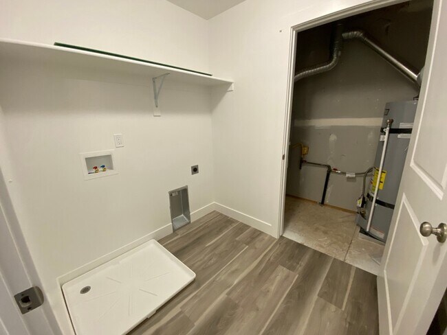 Building Photo - 2035 N 350 E