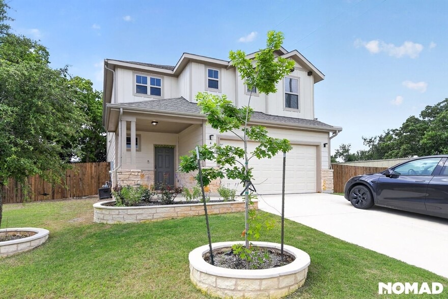 Building Photo - 417 Ln Dera Dr