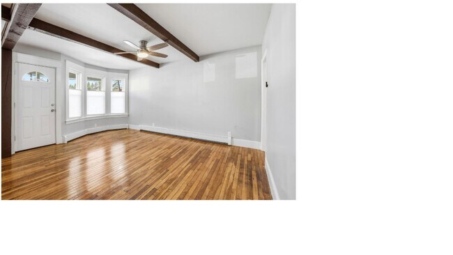 Building Photo - Single-Family House