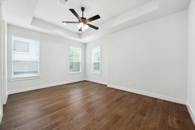 Building Photo - 626 Attingham Dr