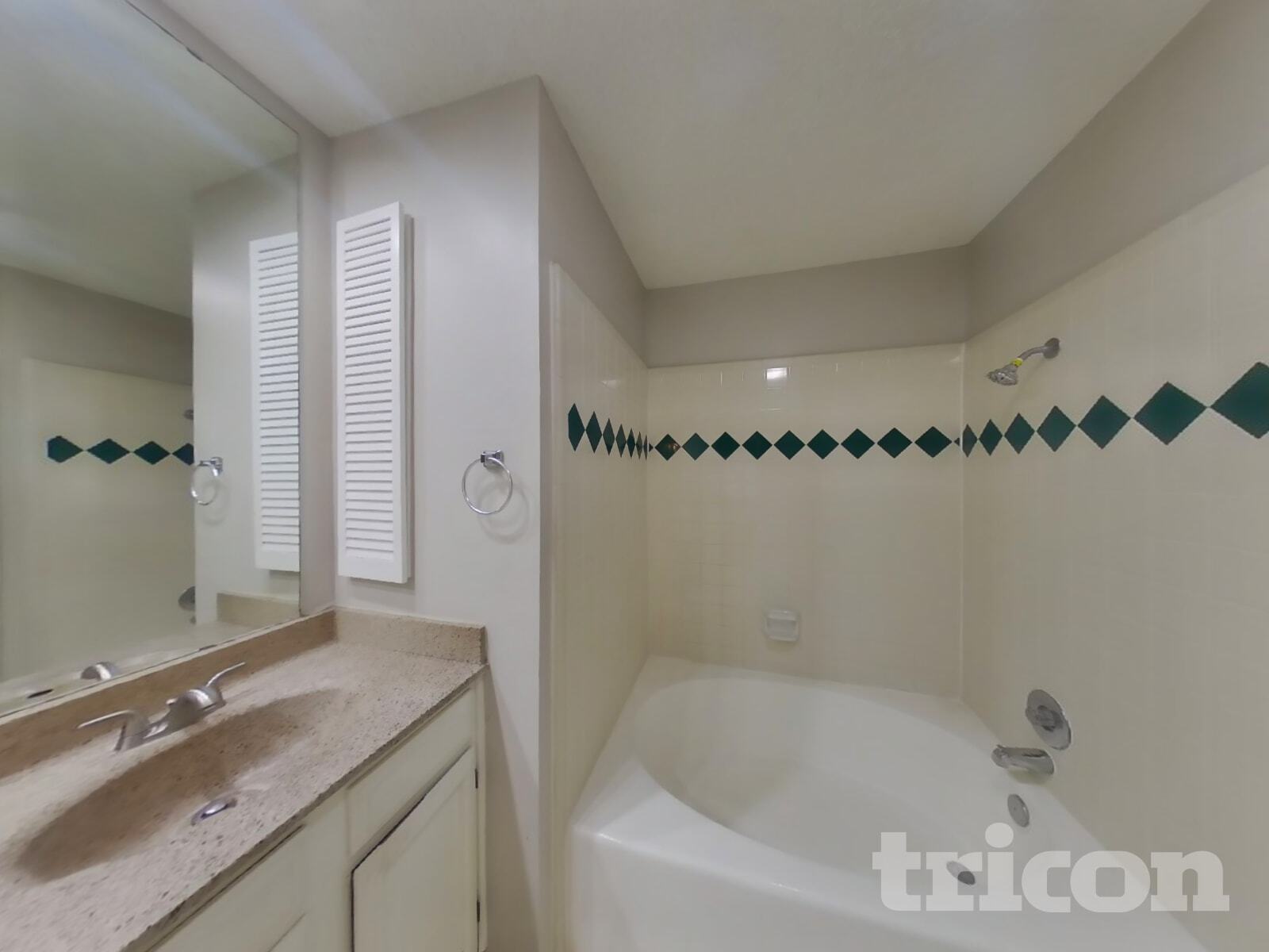 Building Photo - 9302 Points Edge