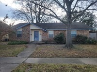 Building Photo - 3014 Flagstone Dr