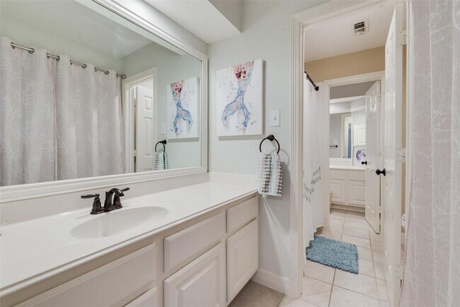 Building Photo - Stunning Home in Falcon Point!
