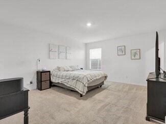 Building Photo - 208 Rubylace Dr