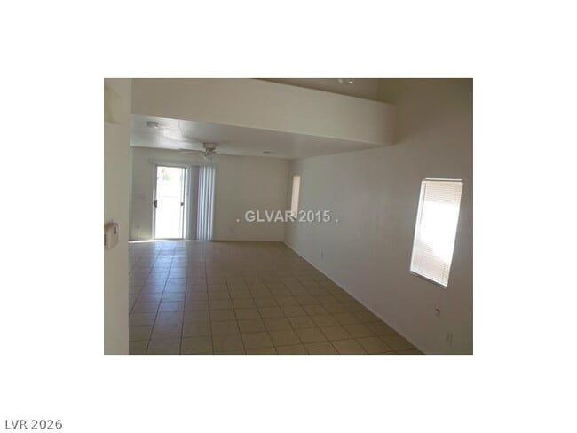 Building Photo - 1101 Cliffbrook Hedge Ave