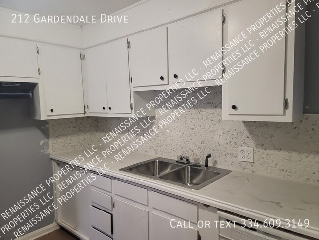 Building Photo - 212 Gardendale Dr