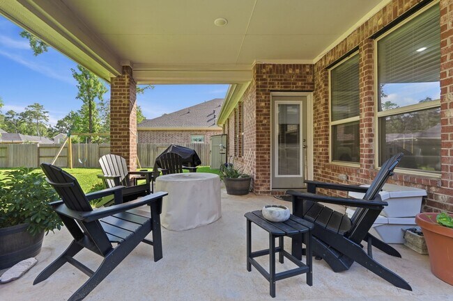 Building Photo - 127 Buttonwood Ct