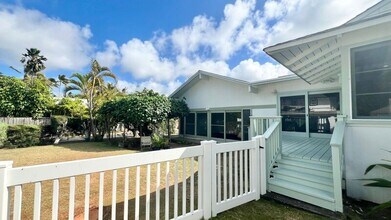 Building Photo - 156-B N Kalaheo Ave