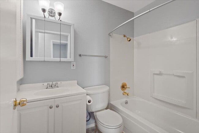Building Photo - Status: Owner Accepted Application