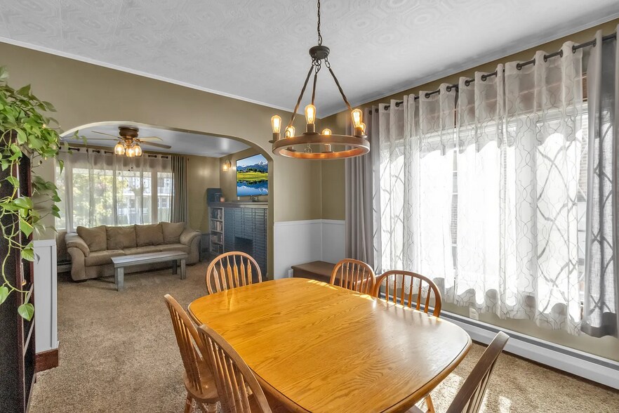 Building Photo - 12 Lovering Ave