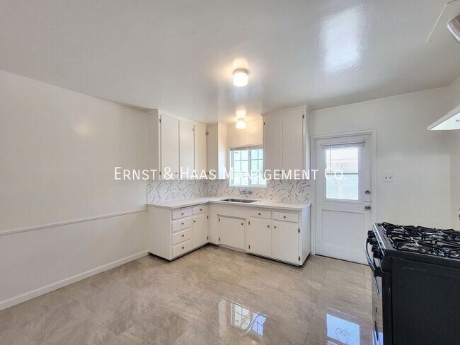 Building Photo - 6576 Falcon Ave