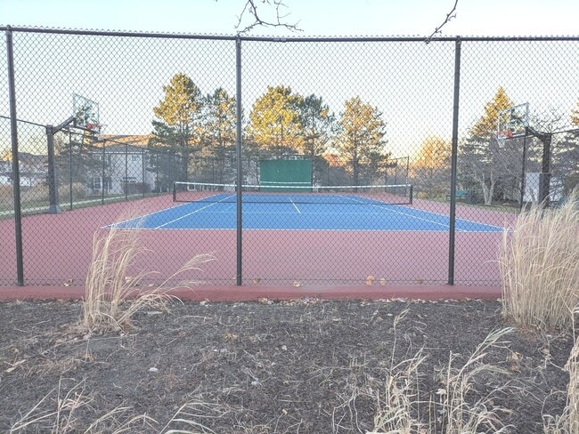 Building Photo - 2927 Falling Waters Ln