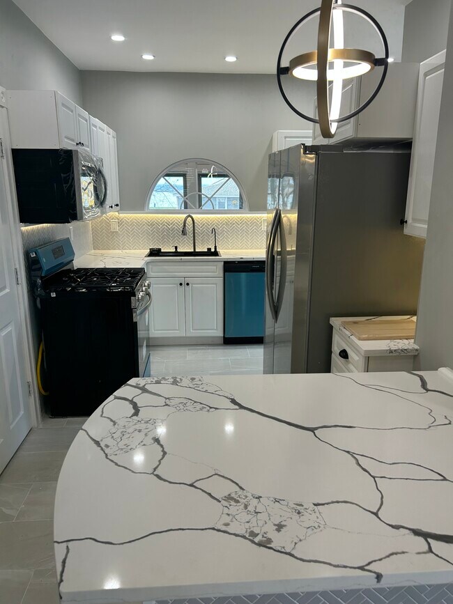 Building Photo - 74 Delaware Ave