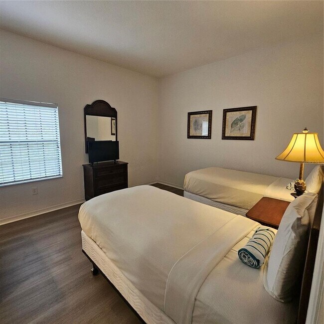 Building Photo - Caribe Cove 2/2 Fully Furnished condo near Disney and Davenport