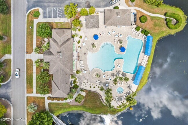 Building Photo - 943 Sandpiper Bay Dr SW
