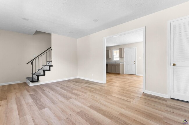 Building Photo - 1636 Huntley Ridge Dr