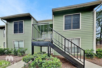 Building Photo - 14777 Wunderlich Dr